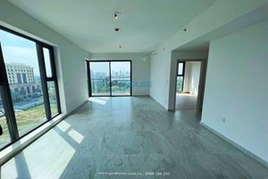 Unfurnished 2 bedroom apartment for rent in Cardinal Court with low rental