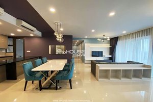 Beautiful 4 bedroom apartment for rent in The View of Riviera Point