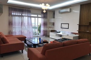 Low rental large apartment in Riverside Residence with 4 bedrooms fully furnished