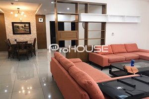 Four bedroom apartment for rent in Riverside Residence with full furniture