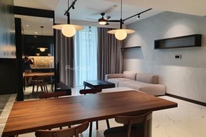 High-floor apartment for rent in Empire City with luxury furniture