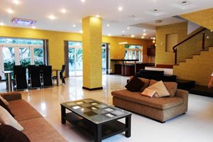 A beautiful villa for rent in Phu Gia compound, Phu My Hung, 4 bedrooms, nice and large garden