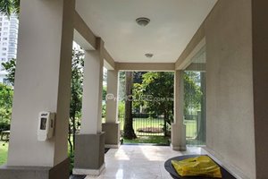 Large 4 bedroom villa for rent in Phu My Hung with full furniture