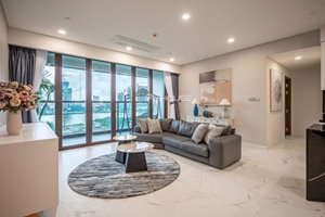 Beautiful view large apartment for rent at The Galleria-Metropole with full furniture