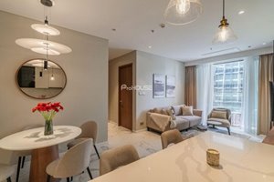 Stunning 2 bedroom apartment for sale with full high-end furniture at The Crest - Metropole
