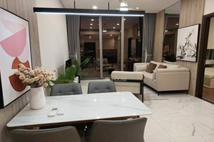 1-bedroom Empire City apartment for rent with high-class furniture