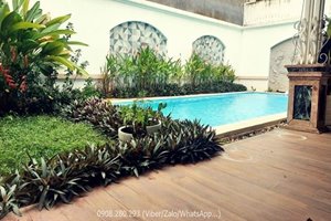 Single villa for rent in Phu My Hung with full furniture and large swimming pool