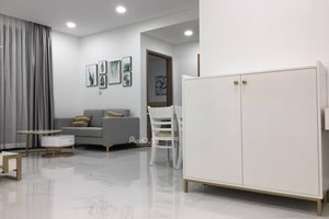 Cheap apartment for rent in Sunwah Pearl with 1 bedroom full furniture