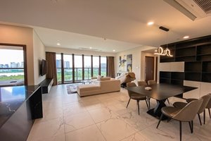 Modern 3 bedroom apartment for rent in The Metropole with full furniture