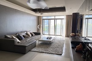 Beautiful view corner apartment for sale with garden at Riverside Residence with full furniture