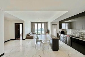 Empire City 2-Bedroom Apartment with Full Furnishing and River View