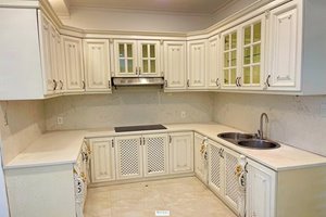 A nice villa for rent in Phu My Hung with simple furniture and good location