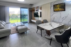 Fully furnished 2 bedroom apartment with open view for rent at Cardinal Court
