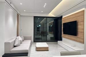 Modern fully furnished 3 bedroom apartment for rent at Cardinal Court