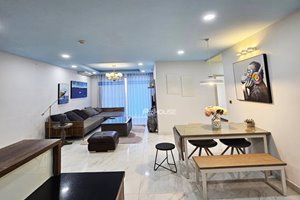 Generous 2 bedroom apartment for rent in Midtown Phu My Hung with full furniture