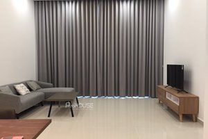 Large 3 bedroom apartment for rent in The View with full modern furniture