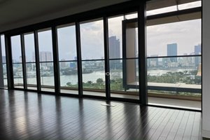 Extensive 3-bedroom apartment for sale in Empire City with beautiful and open view