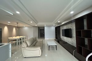River view 3 bedroom apartment for sale at Riverpark Premier Phu My Hung 130 sqm