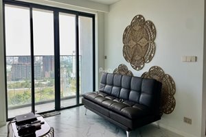 Beautiful view apartment for rent at The Crest-Metropole with 2 bedrooms fully furnished