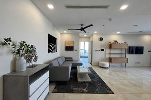 Vinhomes Golden River 3 bedroom apartment for rent fully furnished luxury living