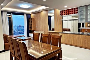 Nice view 2 bedroom apartment for rent in Empire City with full furniture