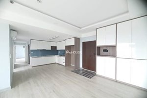 Cheap 3 bedrooms apartment for sale with villa view in Hung Phuc with basic furniture