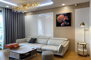 3-bedroom corner apartment for sale in Midtown Phu My Hung with luxurious furniture
