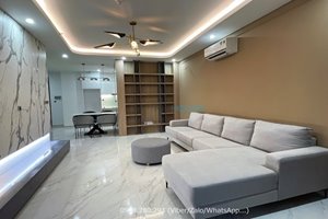 Light grey tone 2 bedroom apartment in Midtown for rent 